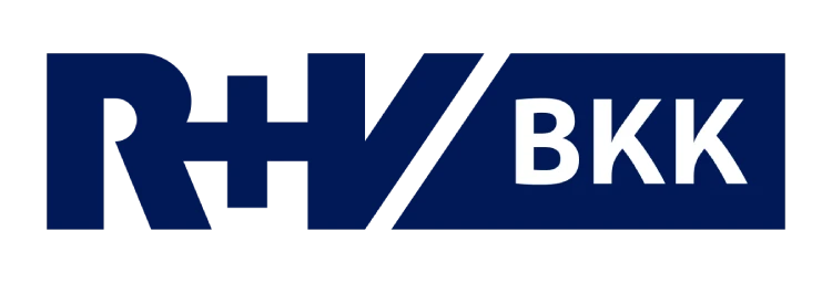 Logo der Krankenkasse bzw. Krankenversicherung R+V BKK mit blauen Schriftzug und weißen Schriftzug auf blauen Hintergrund als Logo.
